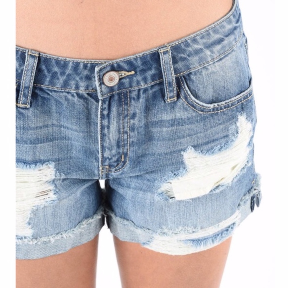 Kancan Distressed Cuff Hem Denim Shorts - Picture 5 of 7